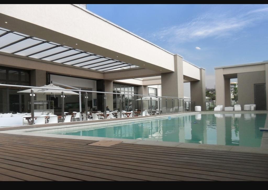 615 Sandton Skye Johannesburgo Exterior foto