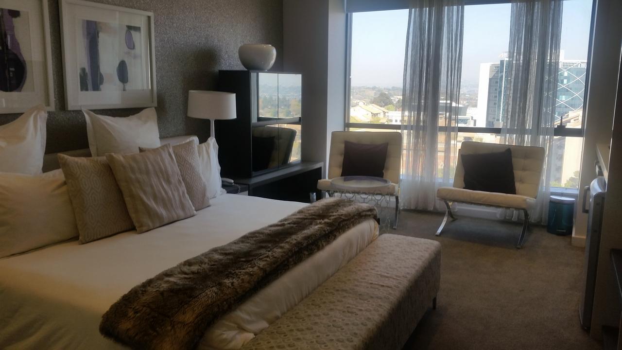 615 Sandton Skye Johannesburgo Exterior foto